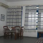 Erato باتسي