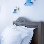 Erato باتسي