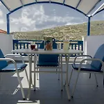 Erato Μπατσί