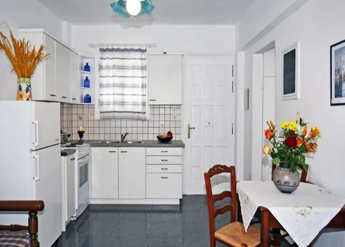 Apartment Erato Batsi (Andros)